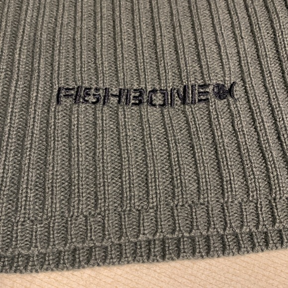 Fishbone Men’s Ribbed Knit Sweater - Picture 6 of 10